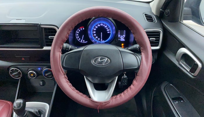 2021 Hyundai VENUE E 1.2, Petrol, Manual, 10,335 km, Steering Wheel Close Up