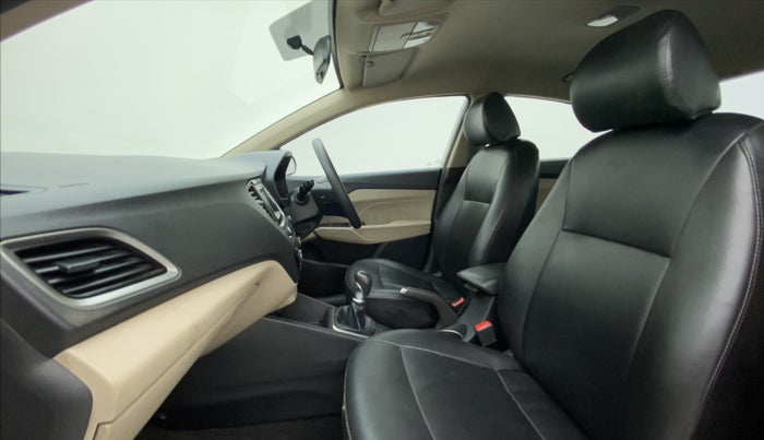2017 Hyundai Verna 1.6 EX CRDI, Diesel, Manual, 91,613 km, Right Side Front Door Cabin