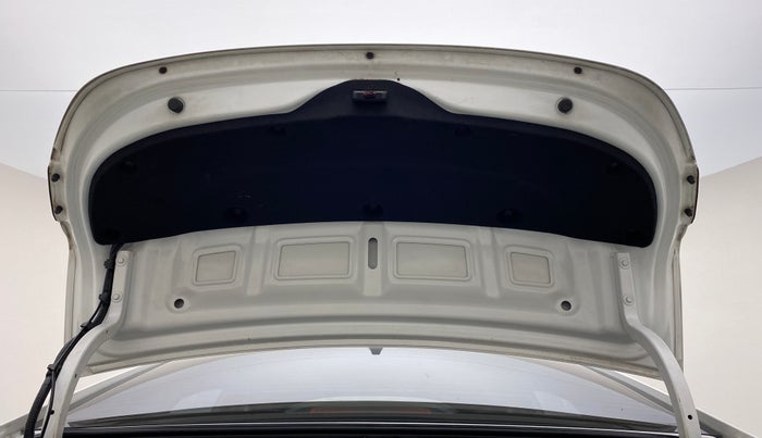 2017 Hyundai Verna 1.6 EX CRDI, Diesel, Manual, 91,613 km, Boot Door Open