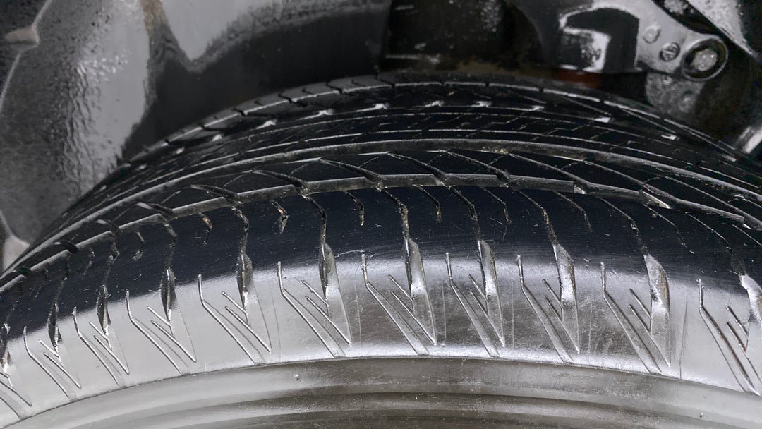 Right Rear Tyre Tread