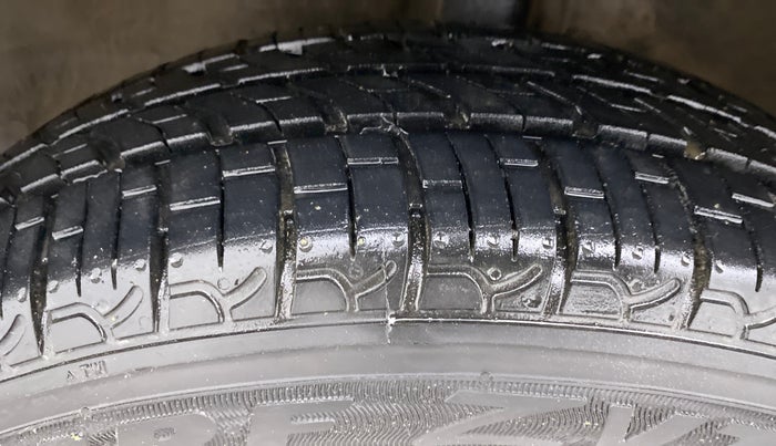 2018 Maruti Wagon R 1.0 VXI, Petrol, Manual, 38,304 km, Left Front Tyre Tread