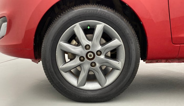 2015 Tata Bolt XT REVOTRON, Petrol, Manual, 37,485 km, Left Front Wheel