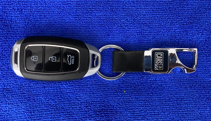 2019 Hyundai Verna 1.6 VTVT SX, Petrol, Manual, 49,501 km, Key Close Up