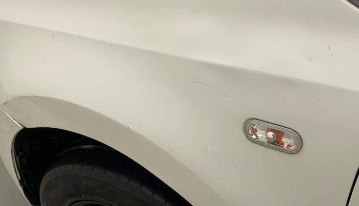 2013 Volkswagen Polo COMFORTLINE 1.2L PETROL, Petrol, Manual, 70,849 km, Left fender - Paint has minor damage