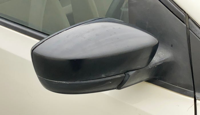 2013 Volkswagen Polo COMFORTLINE 1.2L PETROL, Petrol, Manual, 70,849 km, Right rear-view mirror - Slight misalignment