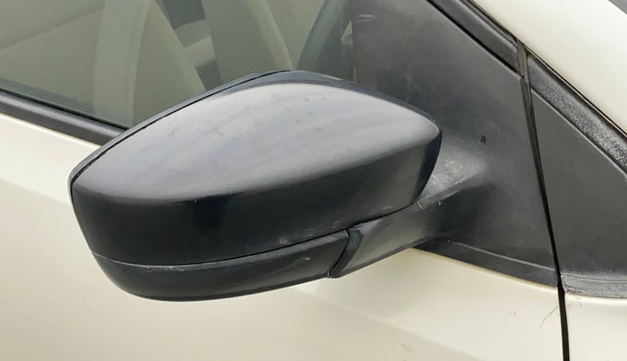 2013 Volkswagen Polo COMFORTLINE 1.2L PETROL, Petrol, Manual, 70,849 km, Right rear-view mirror - Mirror motor not working
