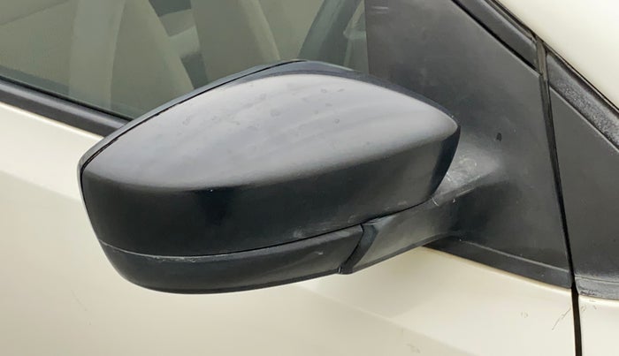 2013 Volkswagen Polo COMFORTLINE 1.2L PETROL, Petrol, Manual, 70,849 km, Right rear-view mirror - Folding motor not working