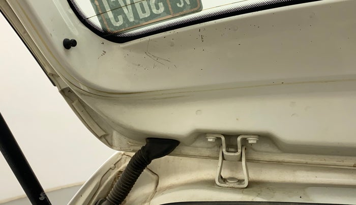 2013 Volkswagen Polo COMFORTLINE 1.2L PETROL, Petrol, Manual, 70,849 km, Dicky (Boot door) - Slightly rusted