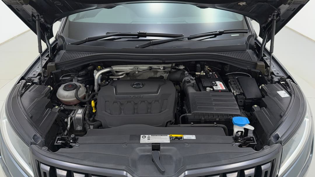 Open Bonnet (Engine)