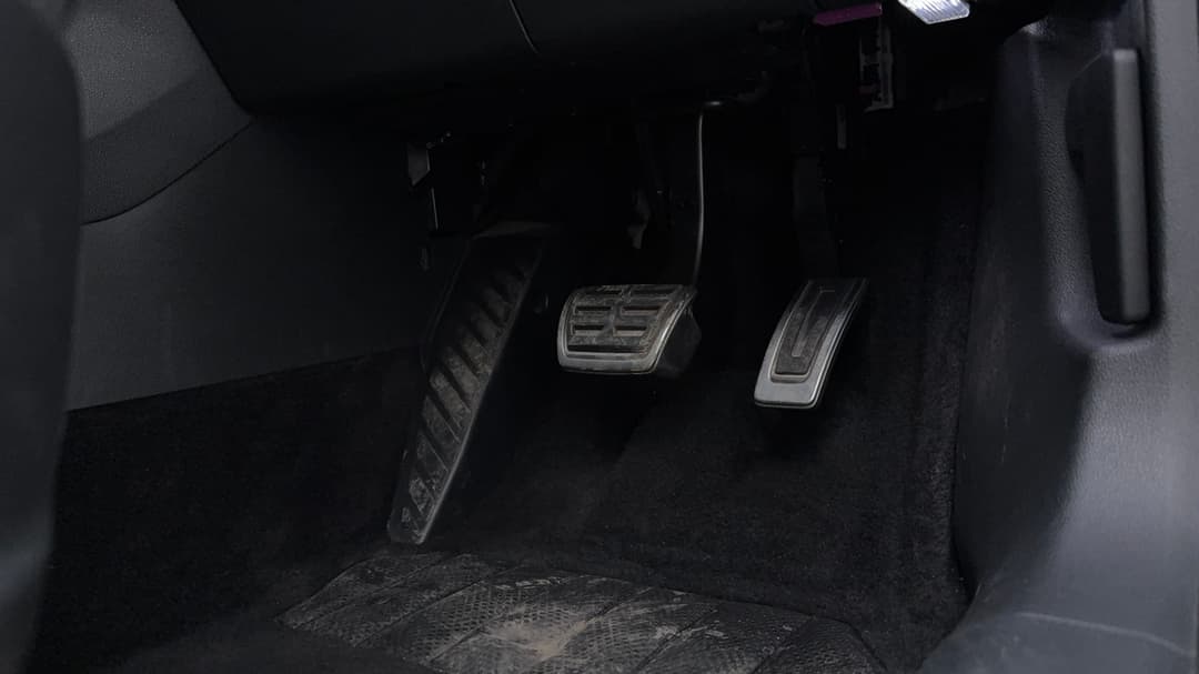 Pedals and Footmat