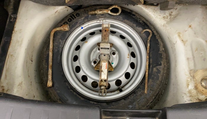 2014 Maruti Swift LXI, Petrol, Manual, 18,768 km, Spare Tyre