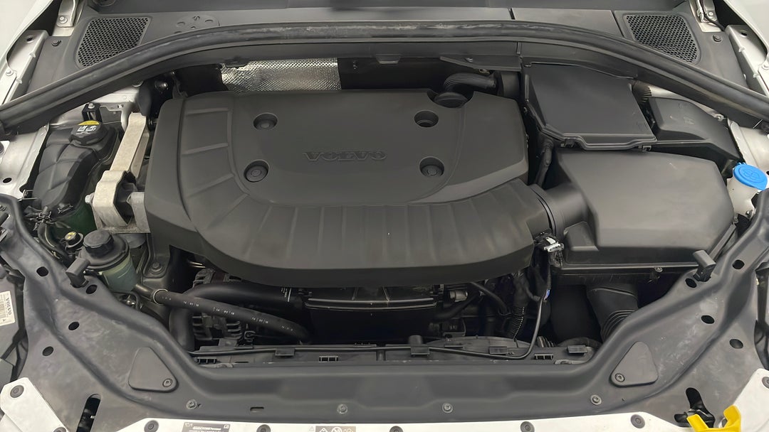 2015 Volvo XC60 D4 Luxury, Automatic, 122024 km, Open Bonnet (Engine)