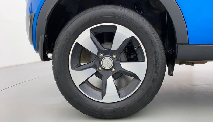 2019 Tata NEXON XZA + 1.2 PETROL A/T, Petrol, Automatic, Right Rear Wheel