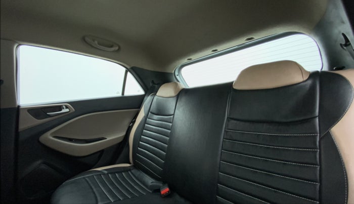 2019 Hyundai Elite i20 1.2 SPORTS PLUS VTVT CVT, Petrol, Automatic, 43,968 km, Right Side Rear Door Cabin