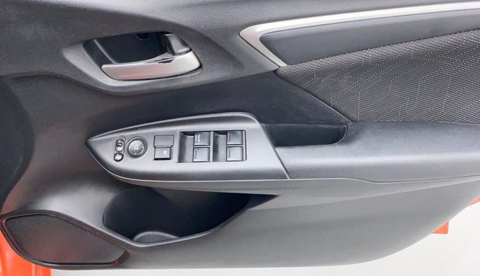 2016 Honda Jazz 1.2 VX I-VTECH, Petrol, Manual, 72,645 km, Driver Side Door Panels Control