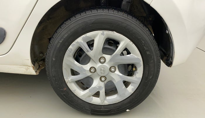 2017 Hyundai Grand i10 MAGNA 1.2 KAPPA VTVT, CNG, Manual, 42,006 km, Left Rear Wheel