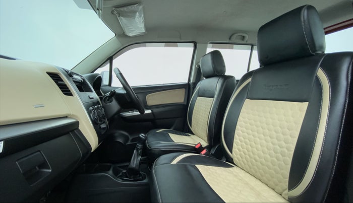 2017 Maruti Wagon R 1.0 LXI, Petrol, Manual, 29,138 km, Right Side Front Door Cabin