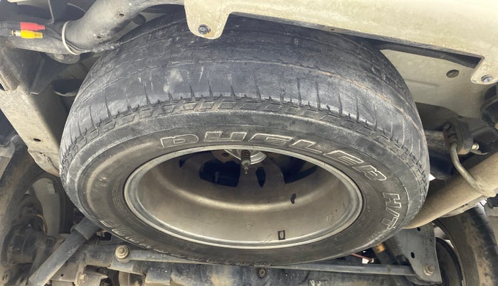 2016 Mahindra Scorpio S6 PLUS, Diesel, Manual, 66,504 km, Spare Tyre