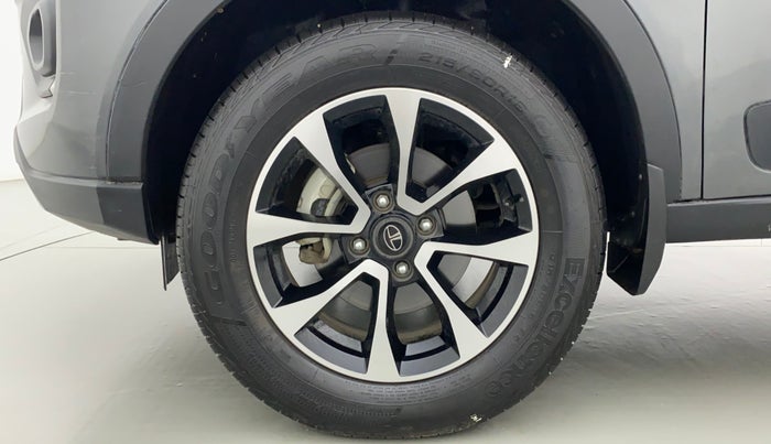 2021 Tata NEXON XZA + 1.2 PETROL A/T, Petrol, Automatic, 8,881 km, Left Front Wheel