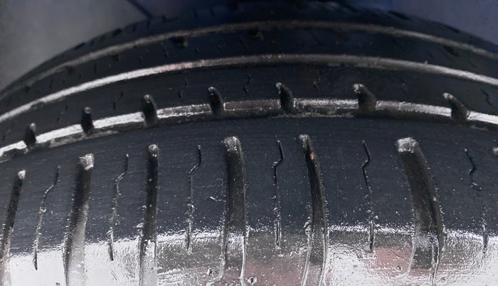2015 Hyundai Elite i20 ERA 1.2, Petrol, Manual, 9,580 km, Left Front Tyre Tread