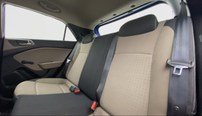 2015 Hyundai Elite i20 ERA 1.2, Petrol, Manual, 9,580 km, Right Side Rear Door Cabin