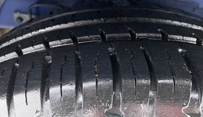 2015 Hyundai Elite i20 ERA 1.2, Petrol, Manual, 9,580 km, Right Rear Tyre Tread