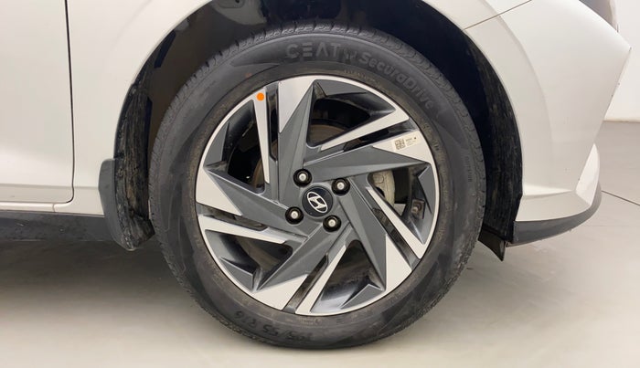 2021 Hyundai NEW I20 ASTA (O) 1.5 CRDI MT, Diesel, Manual, 21,418 km, Right Front Wheel