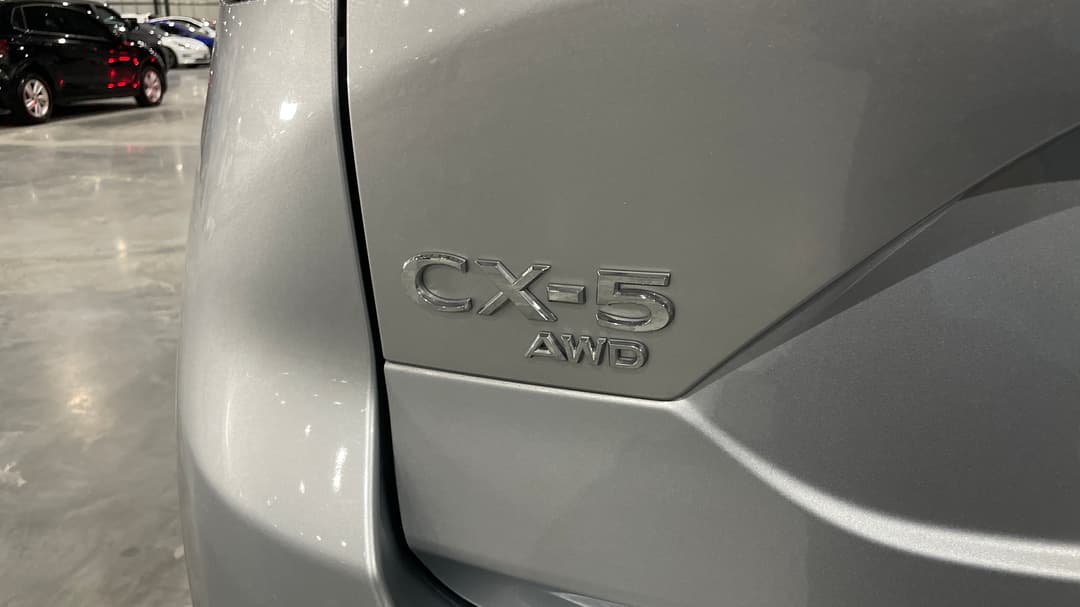 2022 Mazda CX-5 Touring (AWD), Automatic, 33906 km, Badge (Boot Left Side)