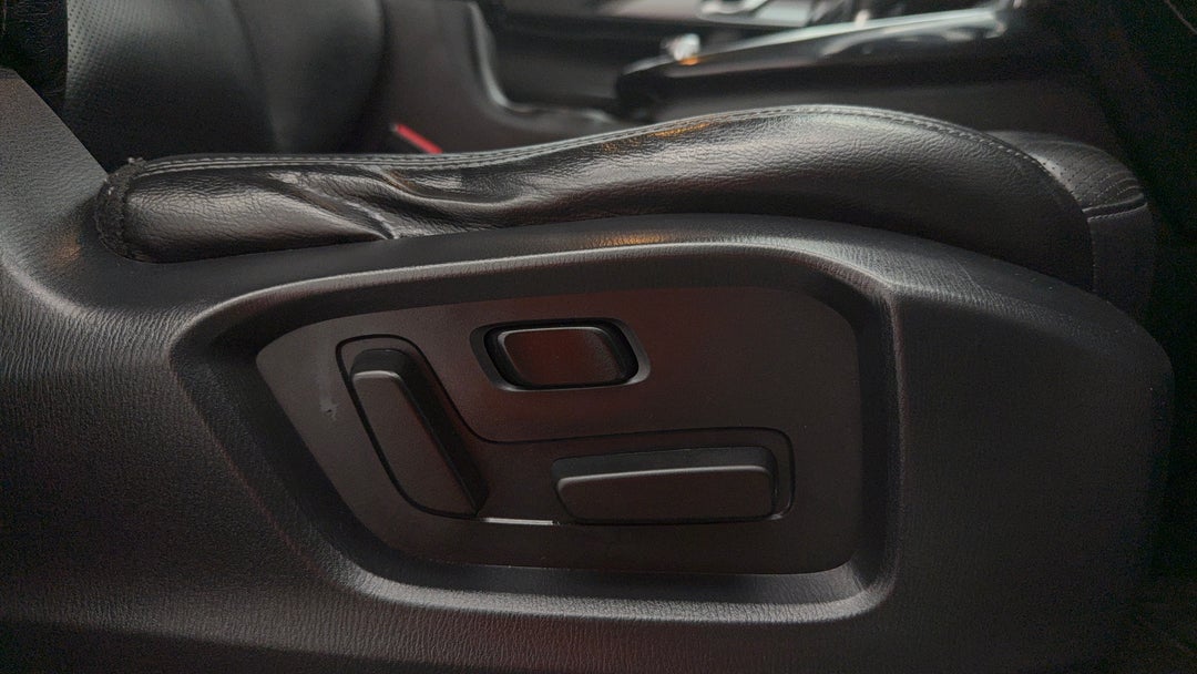 2016 Mazda CX-9 Touring (AWD), Automatic, 127346 km, Drivers Side Adjustment Panel