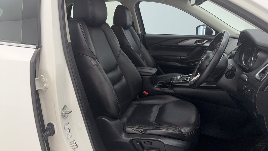 2016 Mazda CX-9 Touring (AWD), Automatic, 127346 km, Right Side Front Door Cabin View