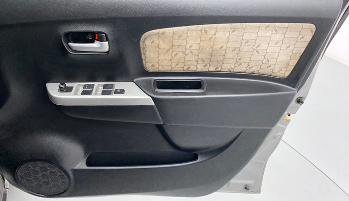 2013 Maruti Wagon R 1.0 VXI, Petrol, Manual, 80,812 km, Driver Side Door Panels Control