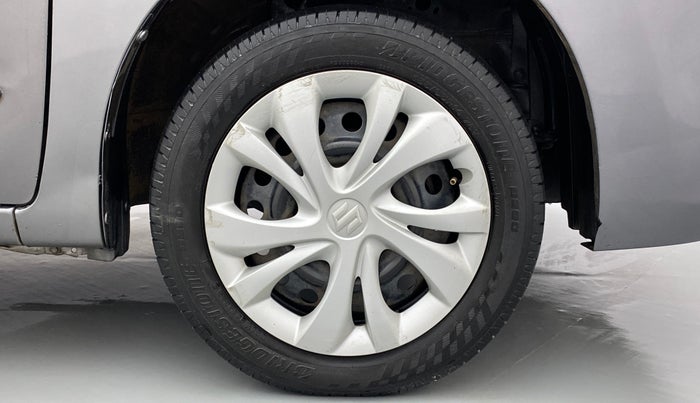 2013 Maruti Wagon R 1.0 VXI, Petrol, Manual, 80,812 km, Right Front Wheel