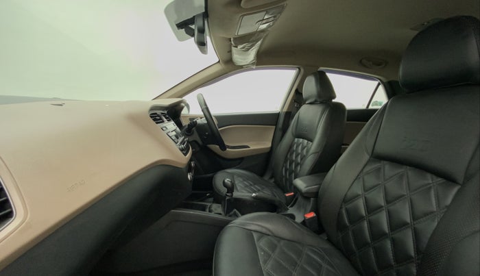2016 Hyundai Elite i20 SPORTZ 1.2, Petrol, Manual, 80,028 km, Right Side Front Door Cabin