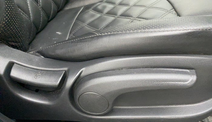 2016 Hyundai Elite i20 SPORTZ 1.2, Petrol, Manual, 80,028 km, Driver Side Adjustment Panel
