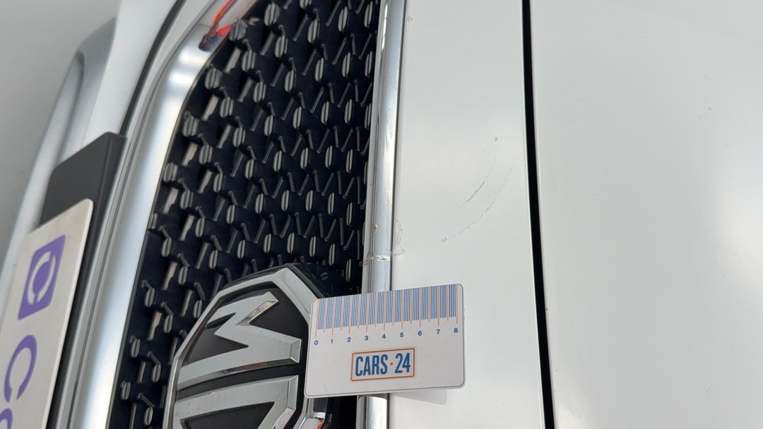 2024 MG HS Vibe, Automatic, 44068 km, Bumper Front Scratch