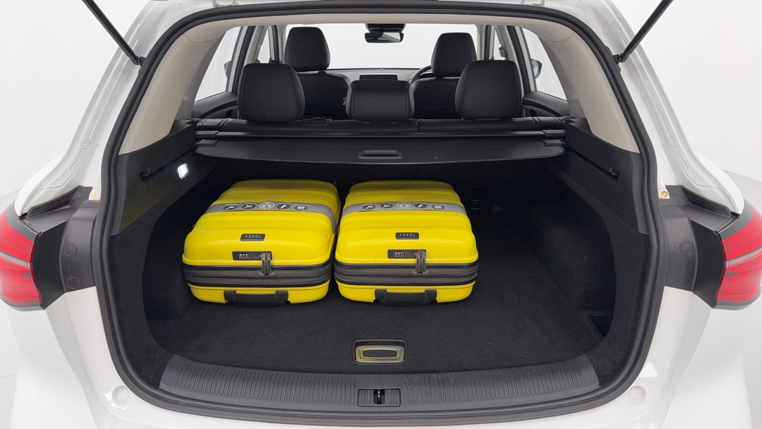 2024 MG HS Vibe, Automatic, 44068 km, Boot Inside View with Luggage