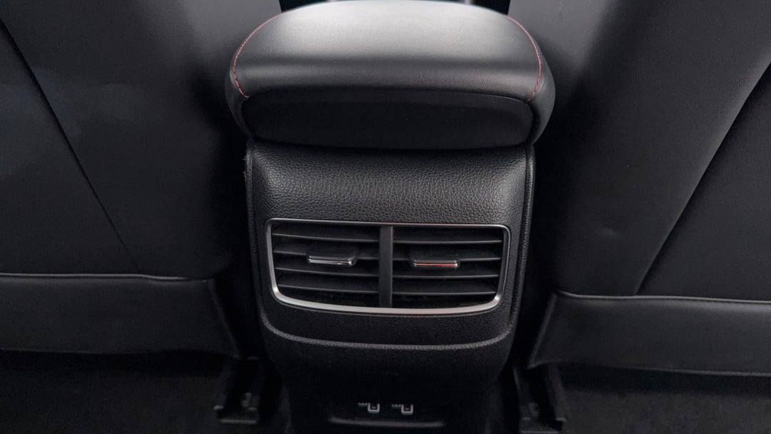 2024 MG HS Vibe, Automatic, 44068 km, Rear A/C Vent