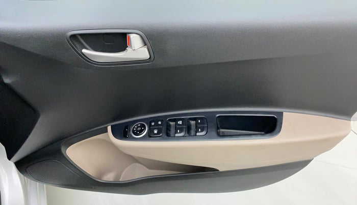 2015 Hyundai Grand i10 SPORTZ 1.2 KAPPA VTVT, Petrol, Manual, 52,672 km, Driver Side Door Panels Control
