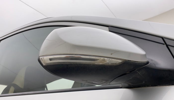 2015 Hyundai Grand i10 SPORTZ 1.2 KAPPA VTVT, Petrol, Manual, 52,672 km, Right rear-view mirror - Indicator light has minor damage