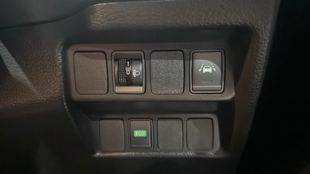 2018 Nissan Qashqai St, Automatic, 98578 km, Utility Switches/Buttons