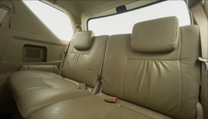 2016 Toyota Fortuner 3.0 MT 4X2, Diesel, Manual, 87,704 km, Third Seat Row ( optional )