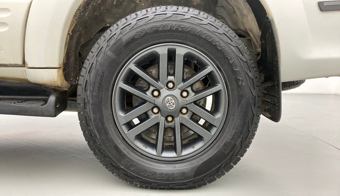 2016 Toyota Fortuner 3.0 MT 4X2, Diesel, Manual, 87,704 km, Left Rear Wheel