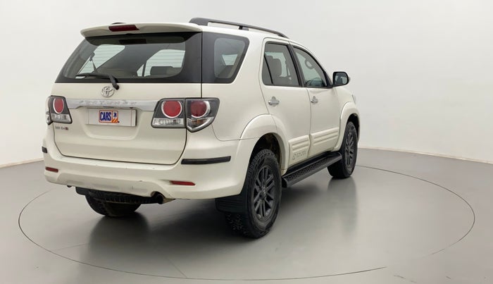 2016 Toyota Fortuner 3.0 MT 4X2, Diesel, Manual, 87,704 km, Right Back Diagonal