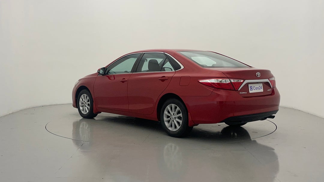 Left Back Diagonal (45- Degree) View