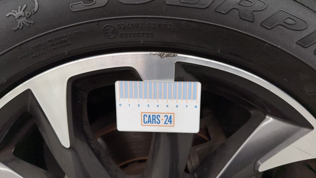 2016 Mazda CX-5 Gt (4x4), Automatic, 163477 km, Wheels Rim Front RHS Gutter Rash