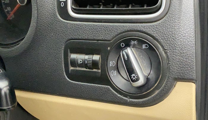 2014 Volkswagen Polo HIGHLINE1.2L, Petrol, Manual, 53,678 km, Dashboard - Headlight height adjustment not working