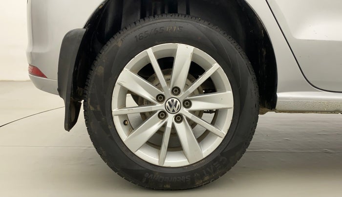 2014 Volkswagen Polo HIGHLINE1.2L, Petrol, Manual, 53,678 km, Right Rear Wheel
