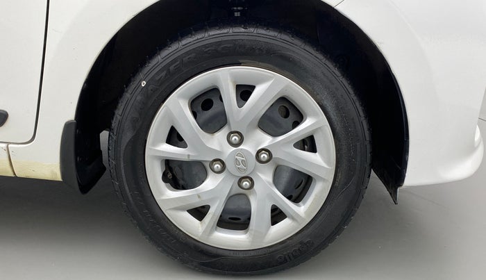 2019 Hyundai Grand i10 MAGNA 1.2 KAPPA VTVT, Petrol, Manual, 34,005 km, Right Front Wheel