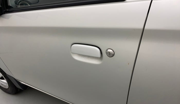 2019 Maruti Alto LXI, Petrol, Manual, 24,813 km, Front passenger door - Minor scratches