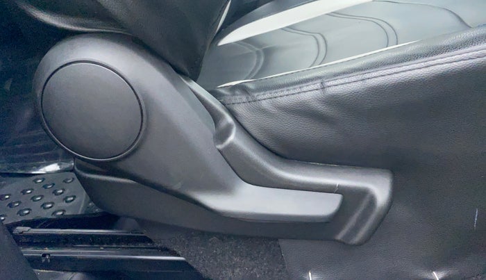 2017 Maruti IGNIS ZETA 1.2 K12 AMT, Petrol, Automatic, 29,099 km, Driver Side Adjustment Panel